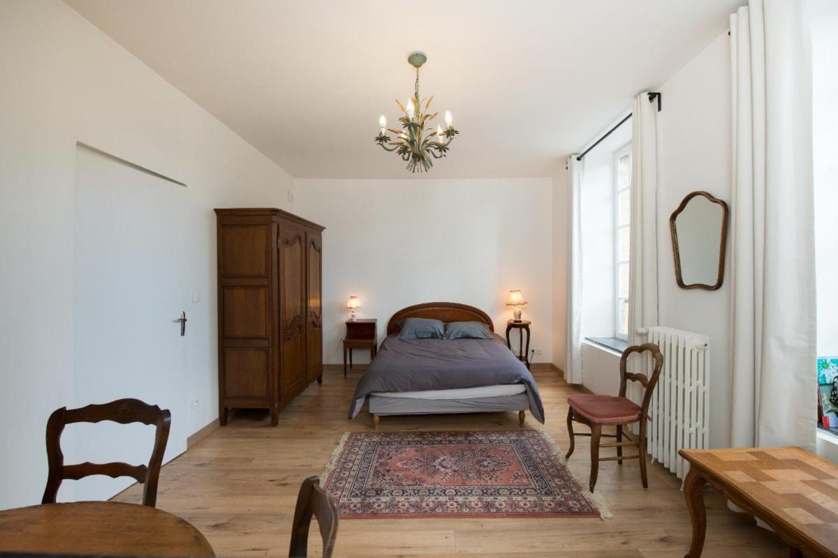 Chambre D'Hote Du Quai Rimbaud Charleville-Mezieres Exterior photo